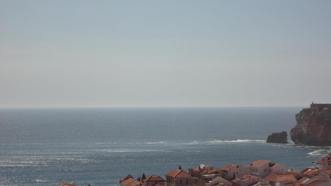 Fantastic View Over The Sea And Village Nazare Luaran gambar